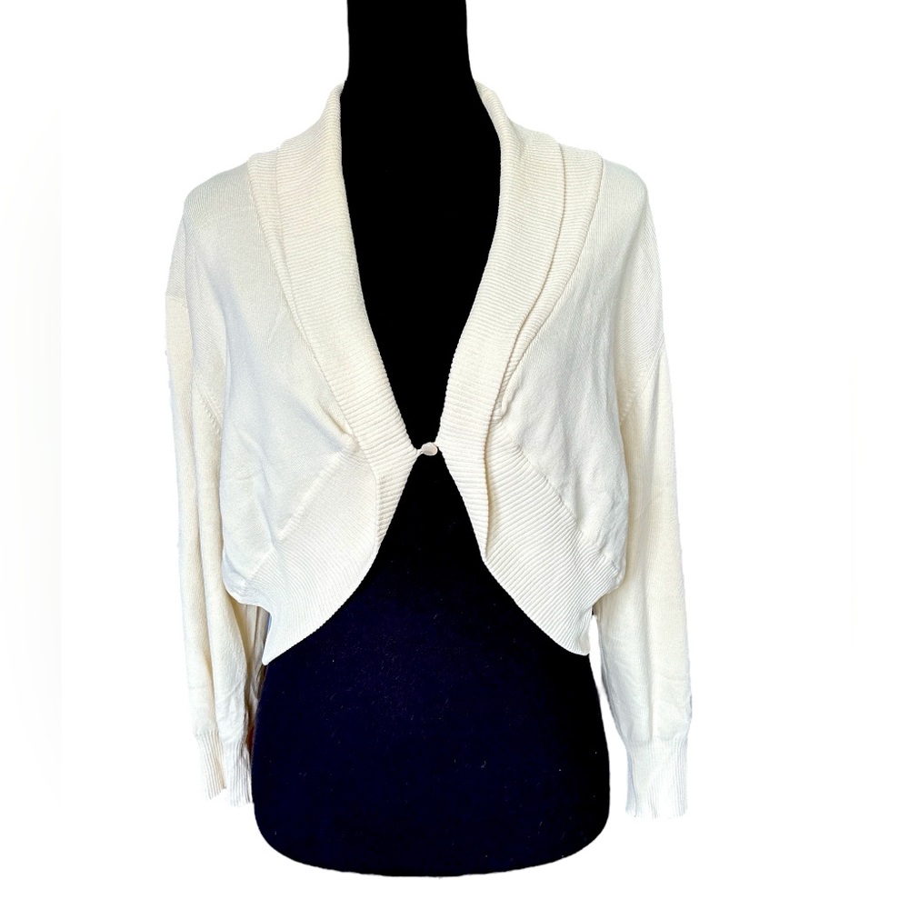 Cato Woman Ivory Shawl Neck, 3/4 Sleeve Cropped Shrug Cardigan, Size 18/20W